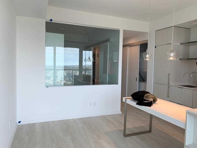 5403 - 197 Yonge St, Condo with 1 bedrooms, 1 bathrooms and 1 parking in Toronto ON | Image 7