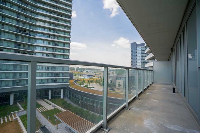 503 - 117 Mcmahon Dr, Condo with 2 bedrooms, 2 bathrooms and 1 parking in Toronto ON | Image 2