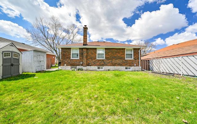 149 Riverside Dr N, House detached with 3 bedrooms, 2 bathrooms and 4 parking in Oshawa ON | Image 8