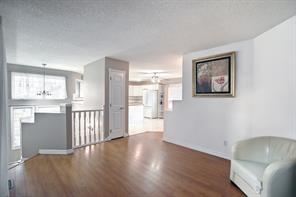 80 Coverton Close Ne, House detached with 3 bedrooms, 2 bathrooms and 2 parking in Calgary AB | Image 2