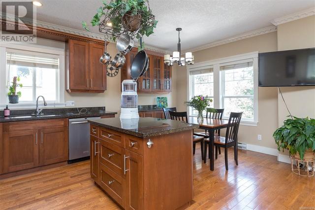 2081 Longspur Dr, House detached with 4 bedrooms, 3 bathrooms and 2 parking in Langford BC | Image 12