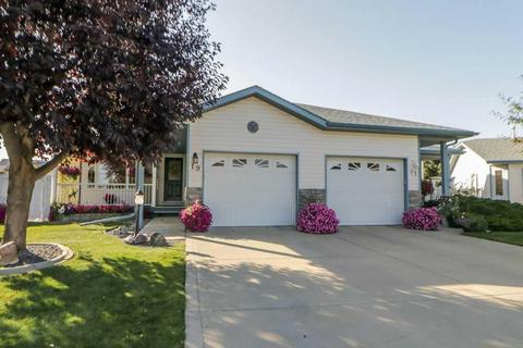 19 Kane Close, Home with 3 bedrooms, 3 bathrooms and 2 parking in Red Deer AB | Card Image