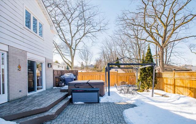 962 Clarkson Rd S, House detached with 4 bedrooms, 3 bathrooms and 4 parking in Mississauga ON | Image 24