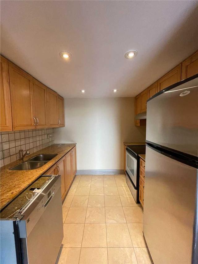 716 - 2737 Keele St, Condo with 2 bedrooms, 1 bathrooms and 1 parking in Toronto ON | Image 4