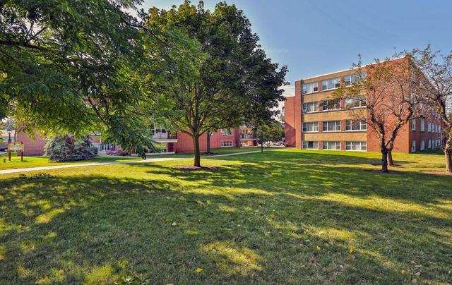 104 - 2054 Courtland Dr, Condo with 2 bedrooms, 1 bathrooms and 1 parking in Burlington ON | Image 27
