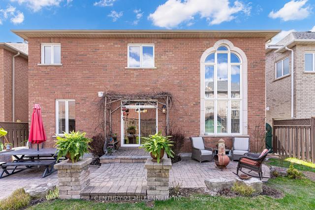 2555 Nichols Dr, House detached with 4 bedrooms, 3 bathrooms and 6 parking in Oakville ON | Image 35