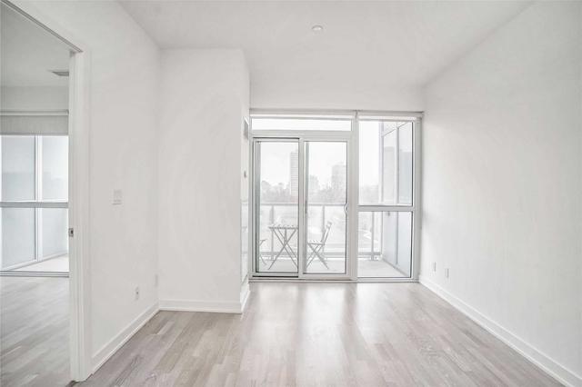 404 - 501 St Clair Ave W, Condo with 1 bedrooms, 1 bathrooms and 0 parking in Toronto ON | Image 4