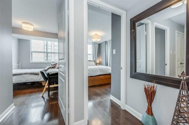 866 - 313 Richmond St E, Condo with 2 bedrooms, 2 bathrooms and 1 parking in Toronto ON | Image 6