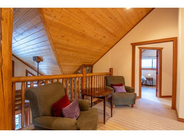 1598 Golden Avenue, House detached with 5 bedrooms, 4 bathrooms and 3 parking in Columbia Shuswap A BC | Image 14