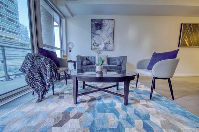 520 - 8 Mercer St, Condo with 1 bedrooms, 1 bathrooms and 0 parking in Toronto ON | Image 5