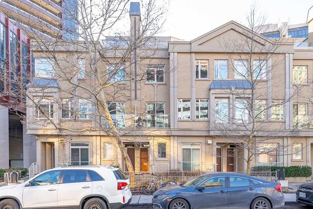 30c Mcmurrich St, Townhouse with 2 bedrooms, 2 bathrooms and 1 parking in Toronto ON | Image 19