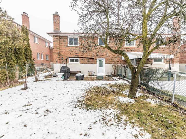 3646 Molly Ave, House semidetached with 3 bedrooms, 2 bathrooms and 4 parking in Mississauga ON | Image 25