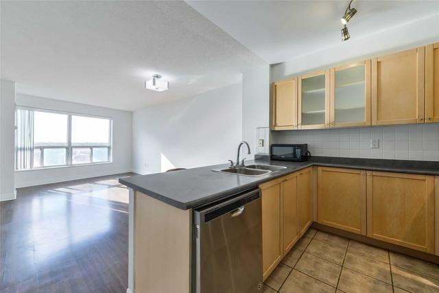 1617 - 188 Doris Ave, Condo with 1 bedrooms, 1 bathrooms and 1 parking in Toronto ON | Image 12