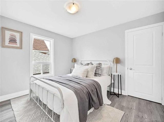 52 East 24th St, House detached with 3 bedrooms, 1 bathrooms and 1 parking in Hamilton ON | Image 13