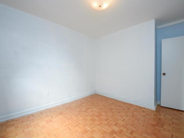 211 - 921 Midland Ave, Condo with 2 bedrooms, 1 bathrooms and 1 parking in Toronto ON | Image 6