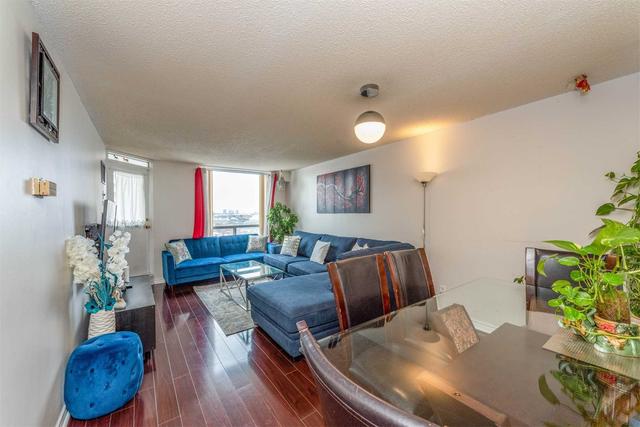 ph 8 - 480 Mclevin Ave, Condo with 2 bedrooms, 2 bathrooms and 1 parking in Toronto ON | Image 3