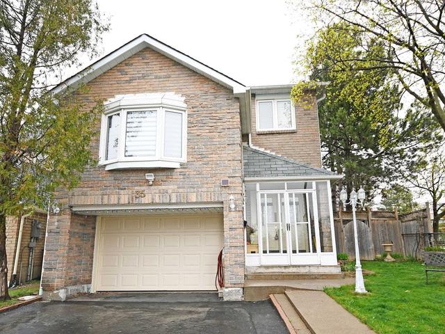 35 Roehampton Cres, House detached with 5 bedrooms, 3 bathrooms and 4 parking in Brampton ON | Image 12