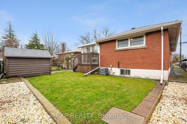 115 Mcelroy Rd E, House detached with 3 bedrooms, 2 bathrooms and 3 parking in Hamilton ON | Image 20