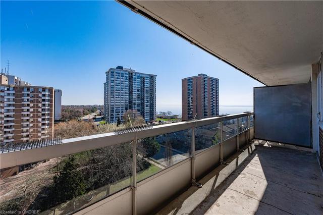 904 - 2263 Marine Drive, House attached with 2 bedrooms, 1 bathrooms and 1 parking in Oakville ON | Image 24