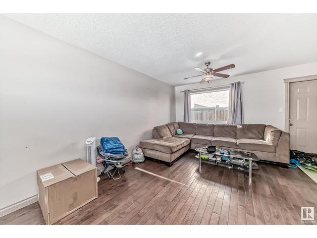 14658 50 St Nw, House detached with 4 bedrooms, 2 bathrooms and 4 parking in Edmonton AB | Image 2