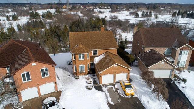 195 Kensit Ave, House detached with 4 bedrooms, 3 bathrooms and 6 parking in Newmarket ON | Image 12