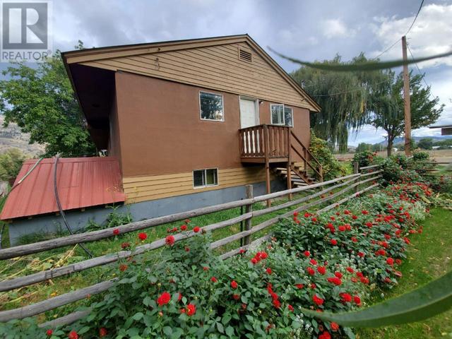 166 Park Rill Road, House detached with 2 bedrooms, 2 bathrooms and 2 parking in Okanagan Similkameen C BC | Image 3