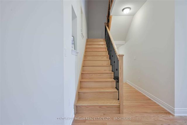 2412 Edward Leaver Tr, House detached with 4 bedrooms, 5 bathrooms and 4 parking in Oakville ON | Image 13