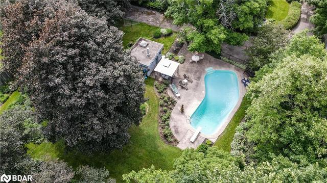 1832 Ridge Road W, House detached with 6 bedrooms, 3 bathrooms and 8 parking in Oro Medonte ON | Image 46