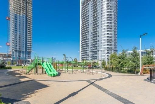 th #12 - 310 Village Green Sq, Townhouse with 3 bedrooms, 3 bathrooms and 2 parking in Toronto ON | Image 9