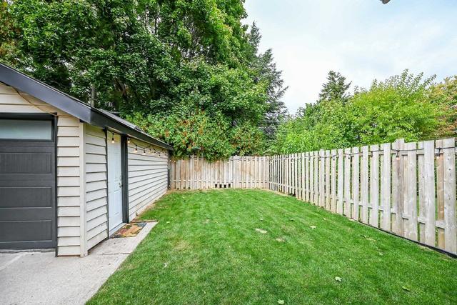 190 Houghton Ave S, House detached with 3 bedrooms, 3 bathrooms and 4 parking in Hamilton ON | Image 30