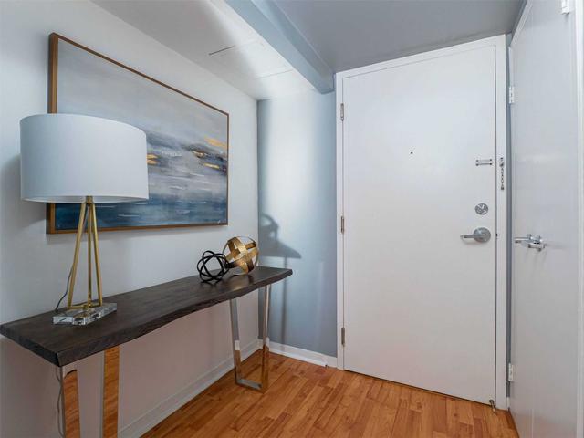 805 - 75 Dalhousie St, Condo with 2 bedrooms, 1 bathrooms and 1 parking in Toronto ON | Image 7