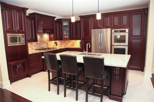 2293 Sovereign St, House detached with 4 bedrooms, 5 bathrooms and 6 parking in Oakville ON | Image 5
