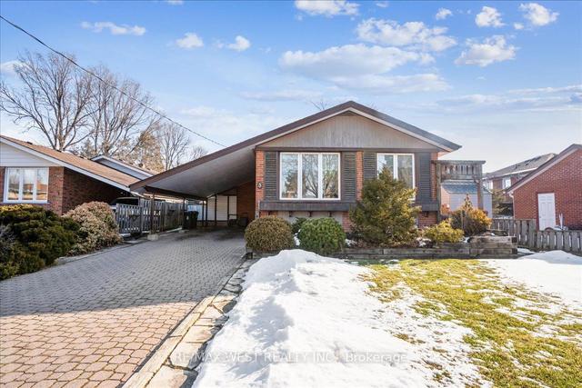 3 Meath Rd, House detached with 3 bedrooms, 2 bathrooms and 5 parking in Toronto ON | Image 1