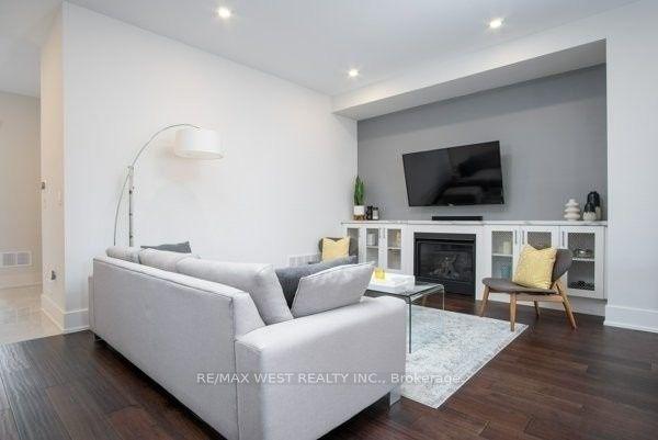 715 Ebony Ave, House detached with 4 bedrooms, 5 bathrooms and 5 parking in Mississauga ON | Image 37