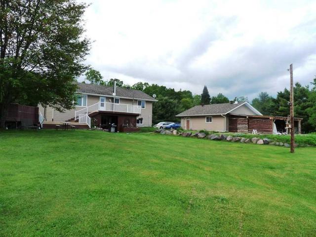 524 Trunk Rd, House detached with 2 bedrooms, 3 bathrooms and 20 parking in Bonfield ON | Image 16
