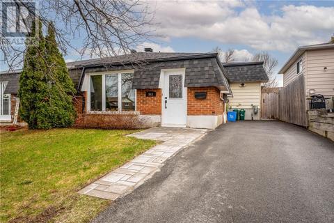 943 Chestnut Crescent, House detached with 4 bedrooms, 2 bathrooms and null parking in Greater Sudbury ON | Card Image