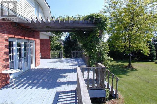980 Concession 2 Road, House detached with 6 bedrooms, 3 bathrooms and null parking in Niagara on the Lake ON | Image 36