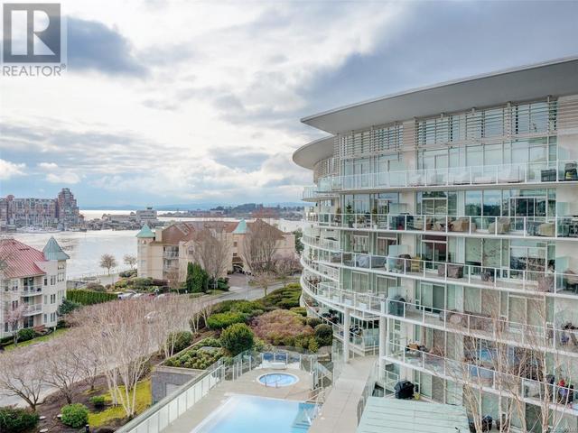 505 - 66 Songhees Rd, Condo with 1 bedrooms, 2 bathrooms and 1 parking in Victoria BC | Image 4
