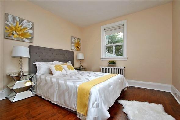 37 Regina Ave, House detached with 3 bedrooms, 2 bathrooms and 3 parking in Toronto ON | Image 9