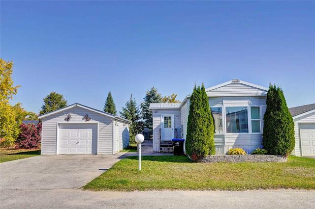 4099 Lynn St, Home with 2 bedrooms, 2 bathrooms and 3 parking in Severn ON | Card Image