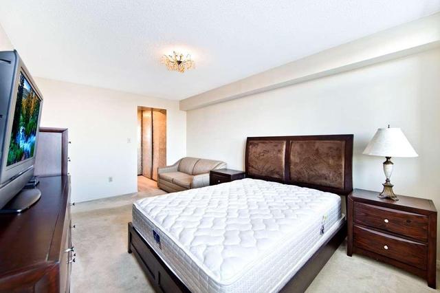 305 - 1201 Steeles Ave W, Condo with 2 bedrooms, 2 bathrooms and 1 parking in Toronto ON | Image 15