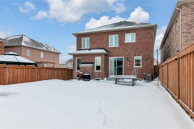 3 Waterwide Cres, House detached with 4 bedrooms, 4 bathrooms and 6 parking in Brampton ON | Image 27