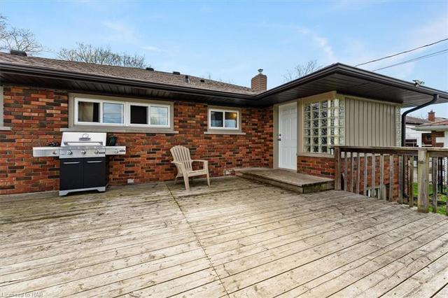 186 Price Avenue, House detached with 3 bedrooms, 1 bathrooms and 5 parking in Welland ON | Image 20