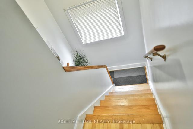 886 West 5th St, House detached with 3 bedrooms, 2 bathrooms and 4 parking in Hamilton ON | Image 23