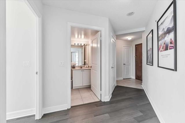 911 - 35 Bales Ave, Condo with 2 bedrooms, 2 bathrooms and 1 parking in Toronto ON | Image 14