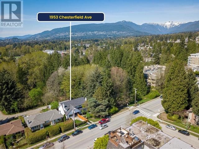 1953 Chesterfield Avenue, House detached with 4 bedrooms, 4 bathrooms and 2 parking in North Vancouver BC | Image 31