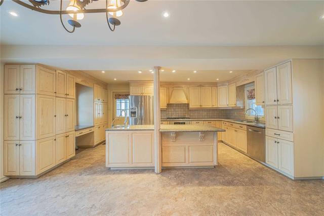 14269 Third Line, House detached with 6 bedrooms, 5 bathrooms and 40 parking in Halton Hills ON | Image 3