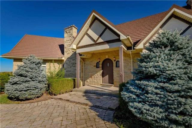 642 Queenston Rd, House detached with 3 bedrooms, 3 bathrooms and 8 parking in Niagara on the Lake ON | Image 19