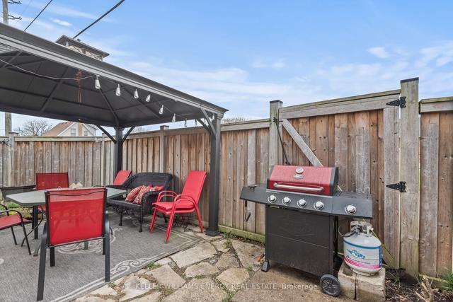 337 Division St, House detached with 3 bedrooms, 1 bathrooms and 3 parking in Oshawa ON | Image 30