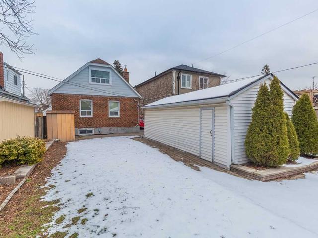 88 Binswood Ave, House detached with 4 bedrooms, 2 bathrooms and 3 parking in Toronto ON | Image 19